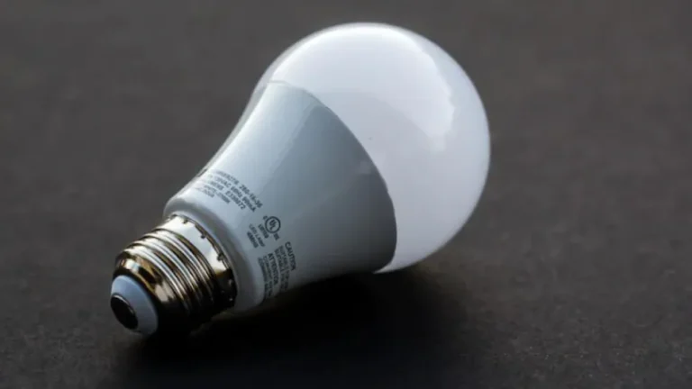 Rechargeable LED Bulb